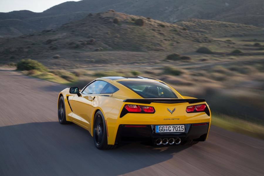  Chevrolet Corvette Stingray Coupe 2013 года  (EU) (фото 17 из 35)